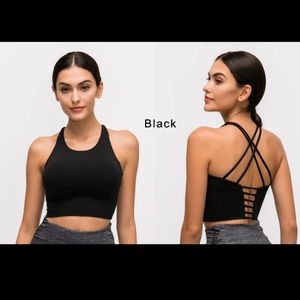 YOGA BRA - NO BRANDING -  SIZE M - NWOT